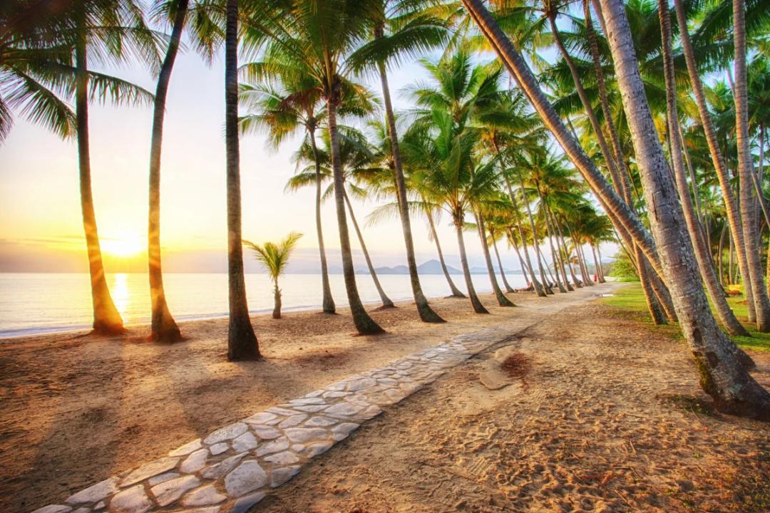 https://media.leisurecom.com/cruise/image-2024-11-01-14-24-40.webp