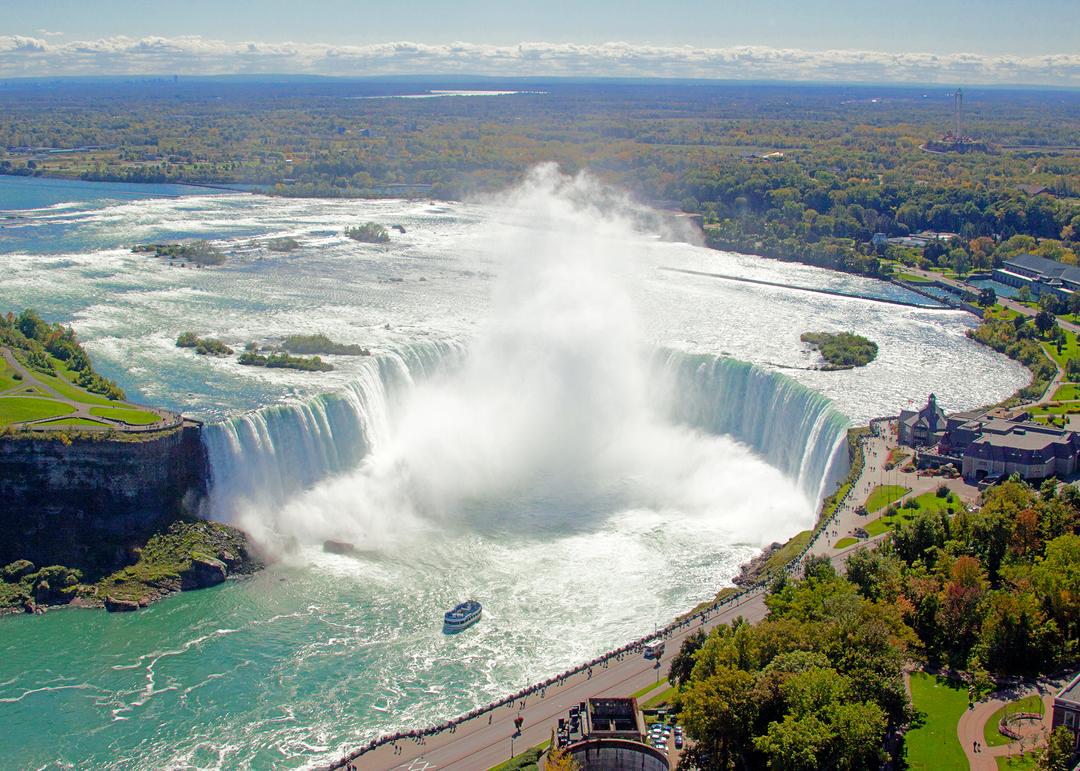 https://media.leisurecom.com/tour/tour-2026-09-20-04-56-30-1.jpg