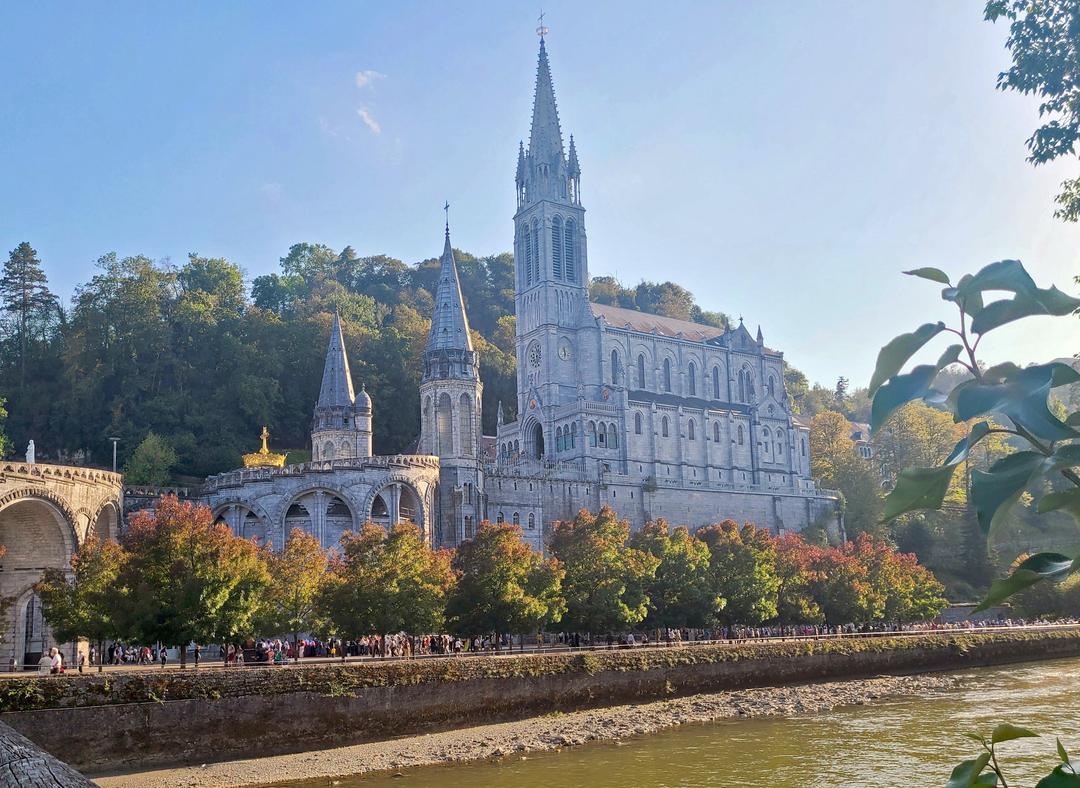 https://media.leisurecom.com/tour/tour-2026-09-20-05-10-38-1.jpg