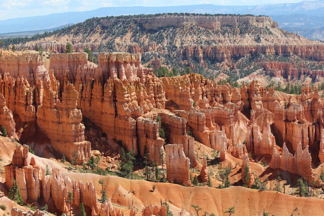 https://media.leisurecom.com/tour/tour-2026-09-20-05-23-33-1.jpg